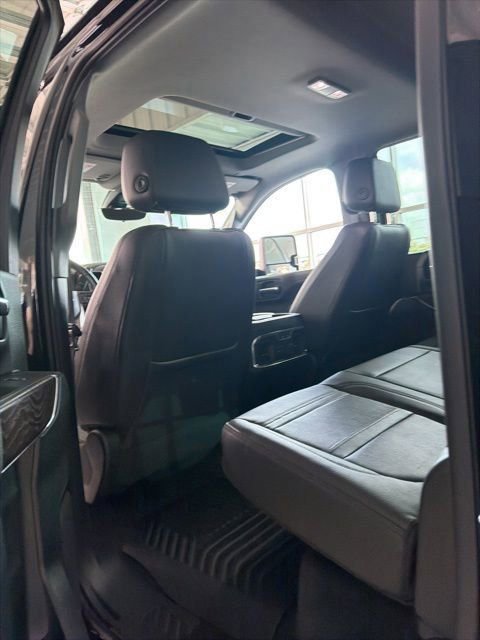 Used 2021 GMC Sierra 2500 Denali w/ Denali Ultimate Package AWD/4WD image 8