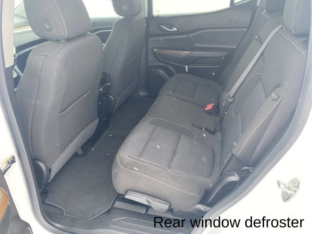 Used 2023 GMC Acadia SLE image 23