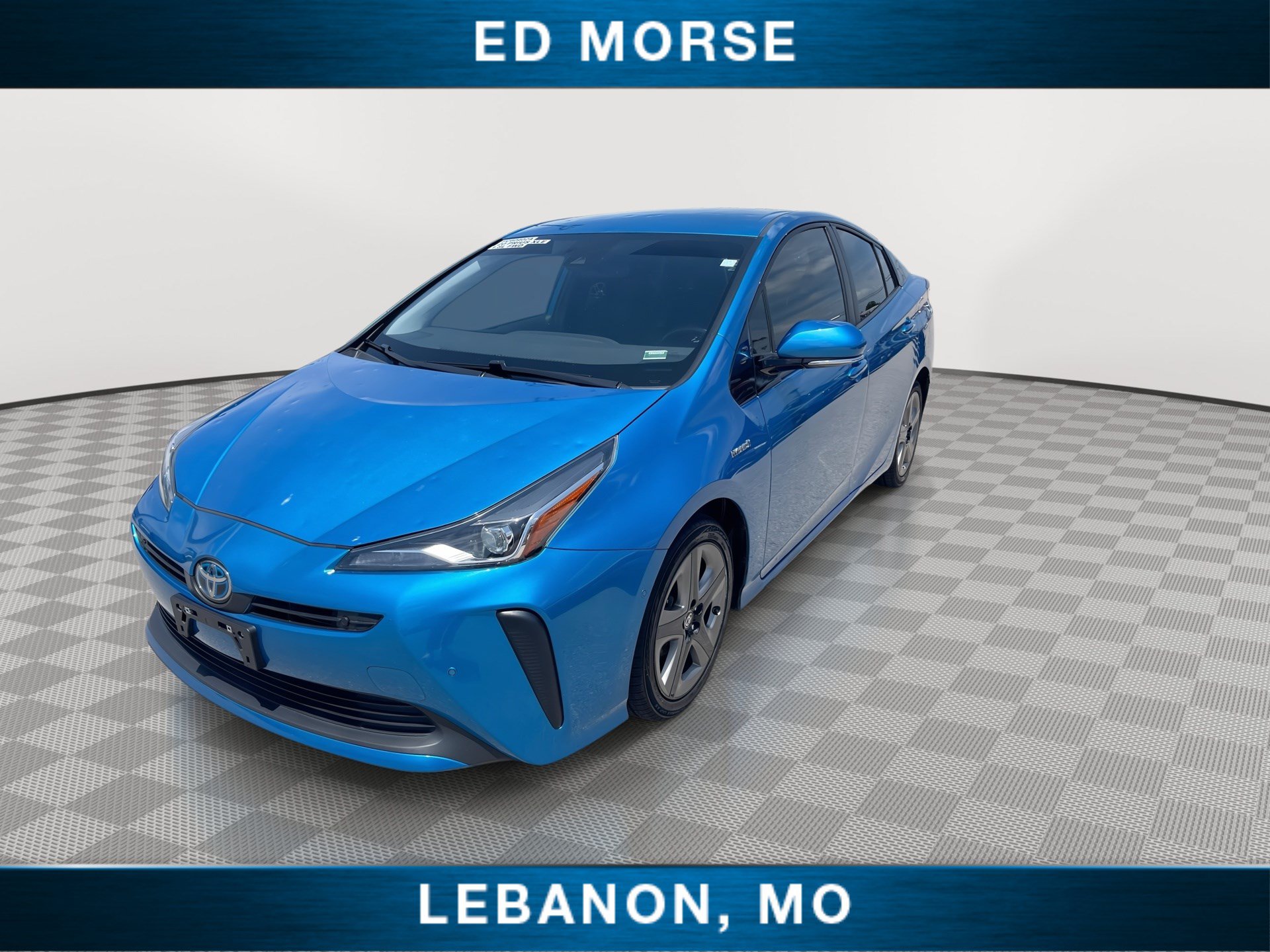 Used 2020 Toyota Prius XLE w/ Carpet Mat Package FWD image 4
