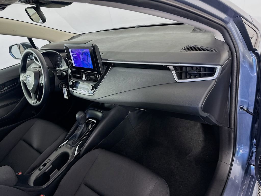 Used 2024 Toyota Corolla LE image 28