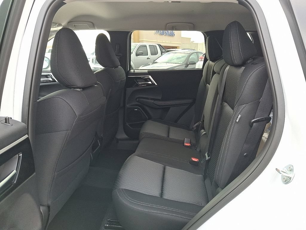New 2026 Mitsubishi Outlander ES AWD/4WD image 5