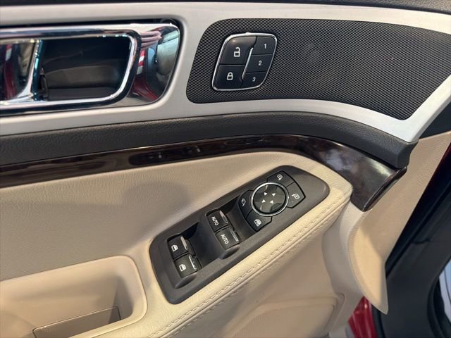 Used 2015 Ford Explorer Limited w/ Equipment Group 301A AWD/4WD image 8