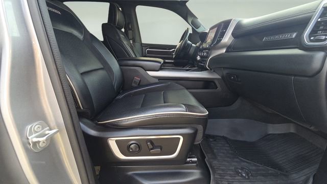 Used 2022 RAM 1500 Laramie w/ Sport Appearance Package image 14