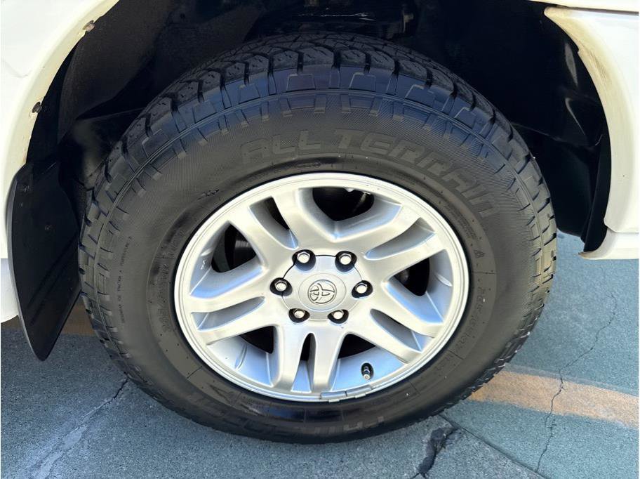 Used 2004 Toyota Tundra Limited RWD image 22