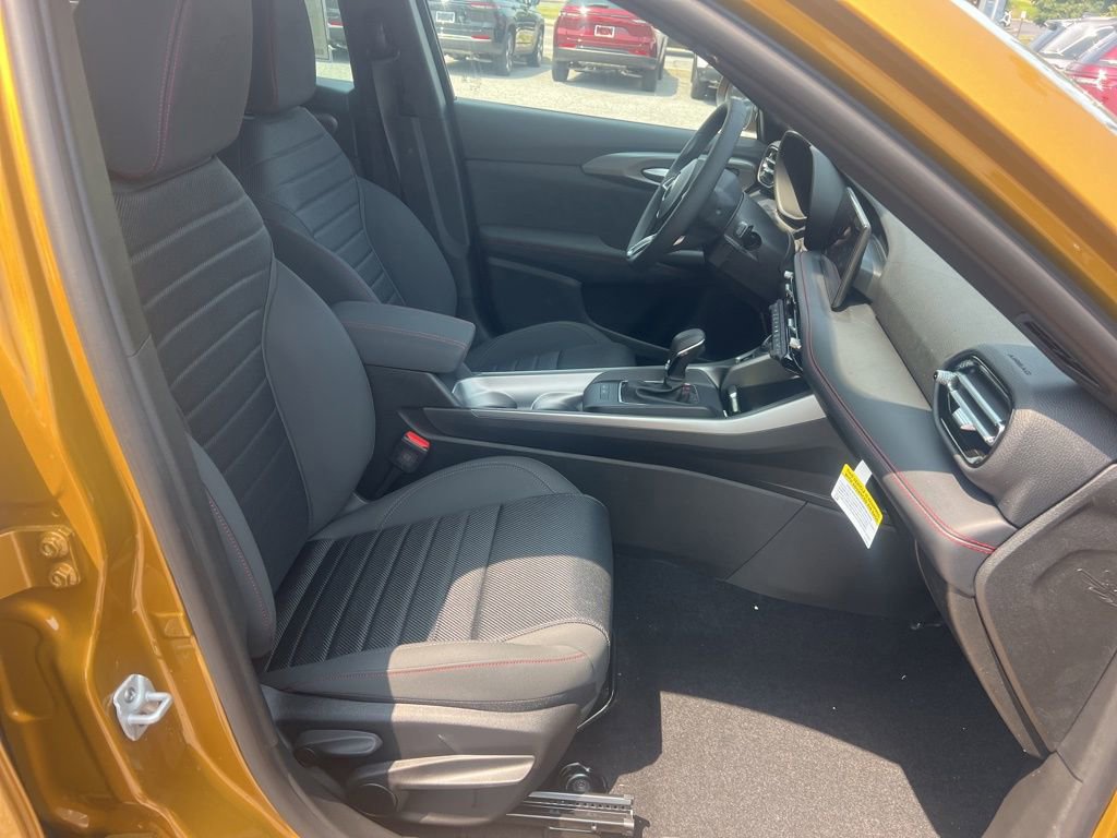 New 2024 Dodge Hornet GT w/ GT Blacktop Package image 12