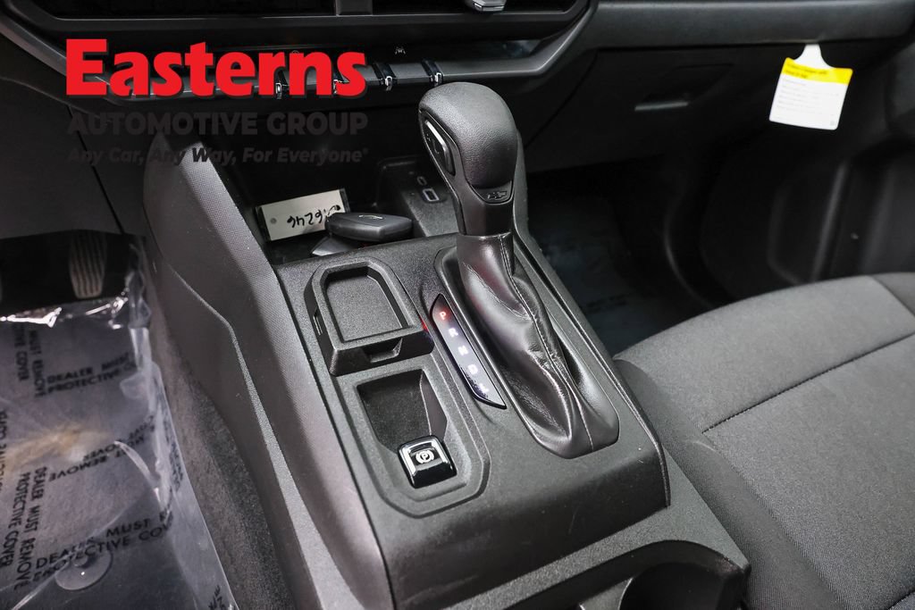 Used 2023 Chevrolet Colorado W/T RWD image 12