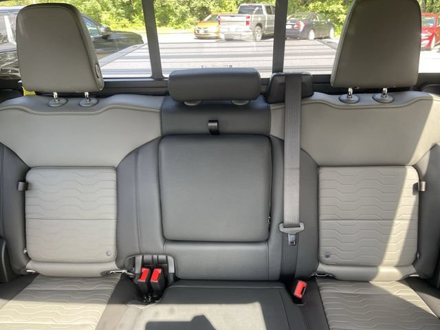 New 2026 Chevrolet Silverado 2500 ZR2 AWD/4WD image 23