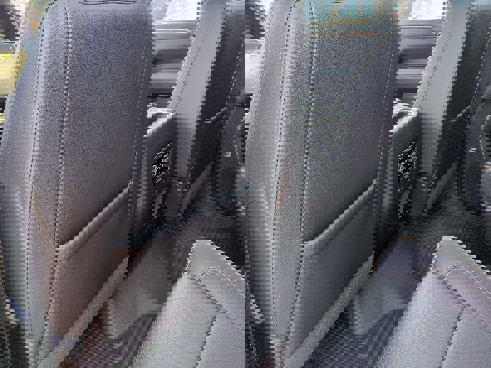 Used 2021 Chevrolet Tahoe Premier image 16