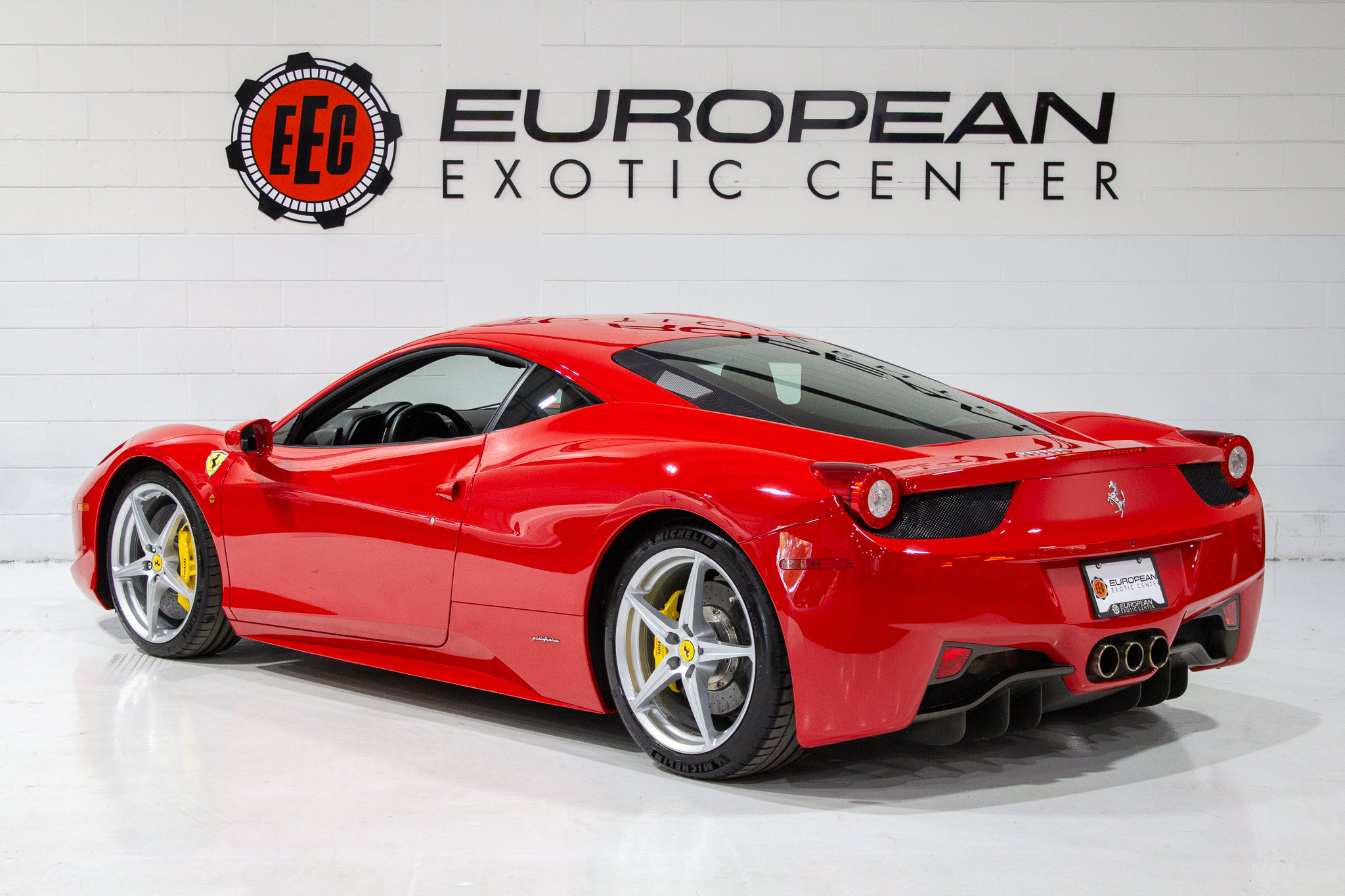 Used 2014 Ferrari 458 Italia Coupe RWD image 7
