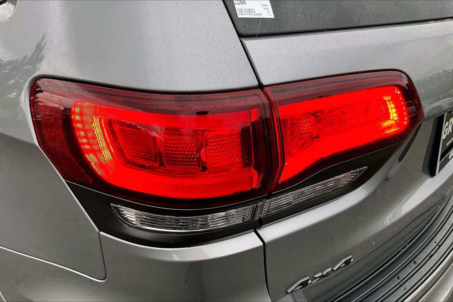 Used 2020 Jeep Grand Cherokee High Altitude AWD/4WD image 28