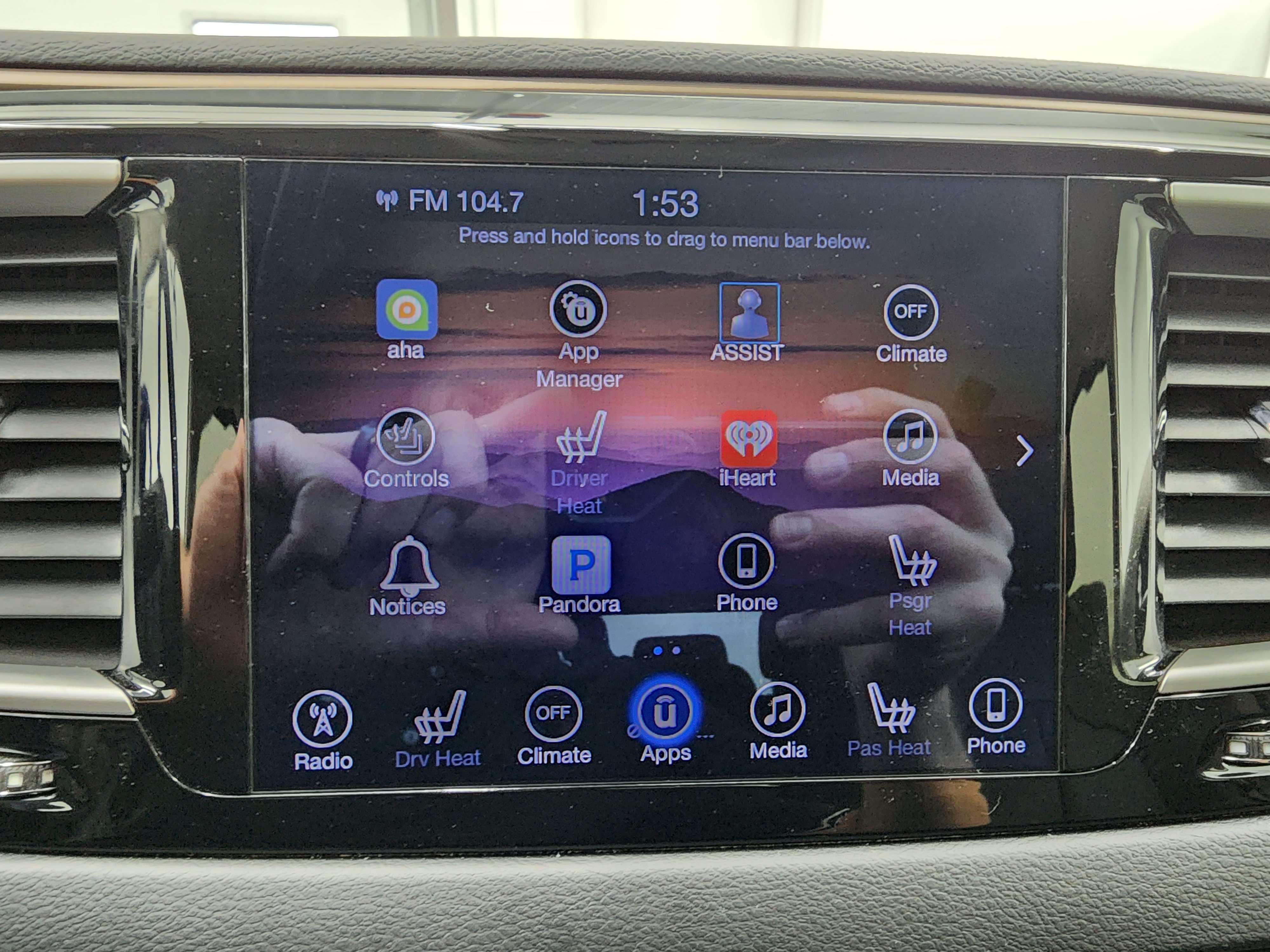 Used 2017 Chrysler Pacifica Touring-L FWD image 47