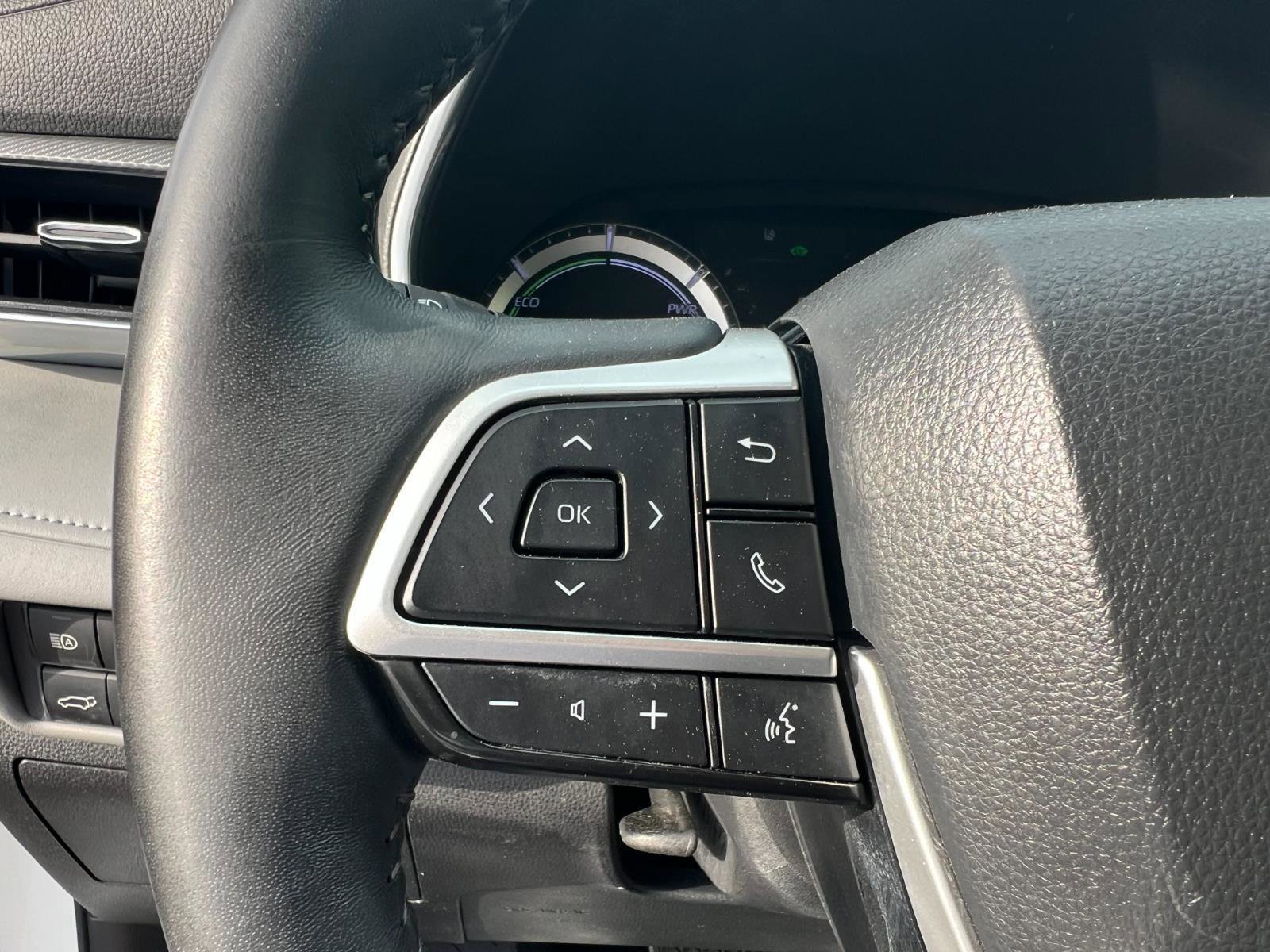 Used 2022 Toyota Highlander Platinum image 21