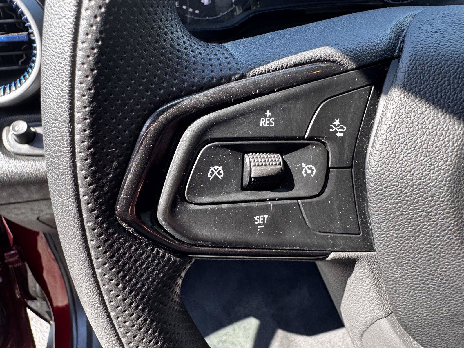 Certified 2024 Chevrolet Trax LS w/ LS Convenience Package FWD image 16