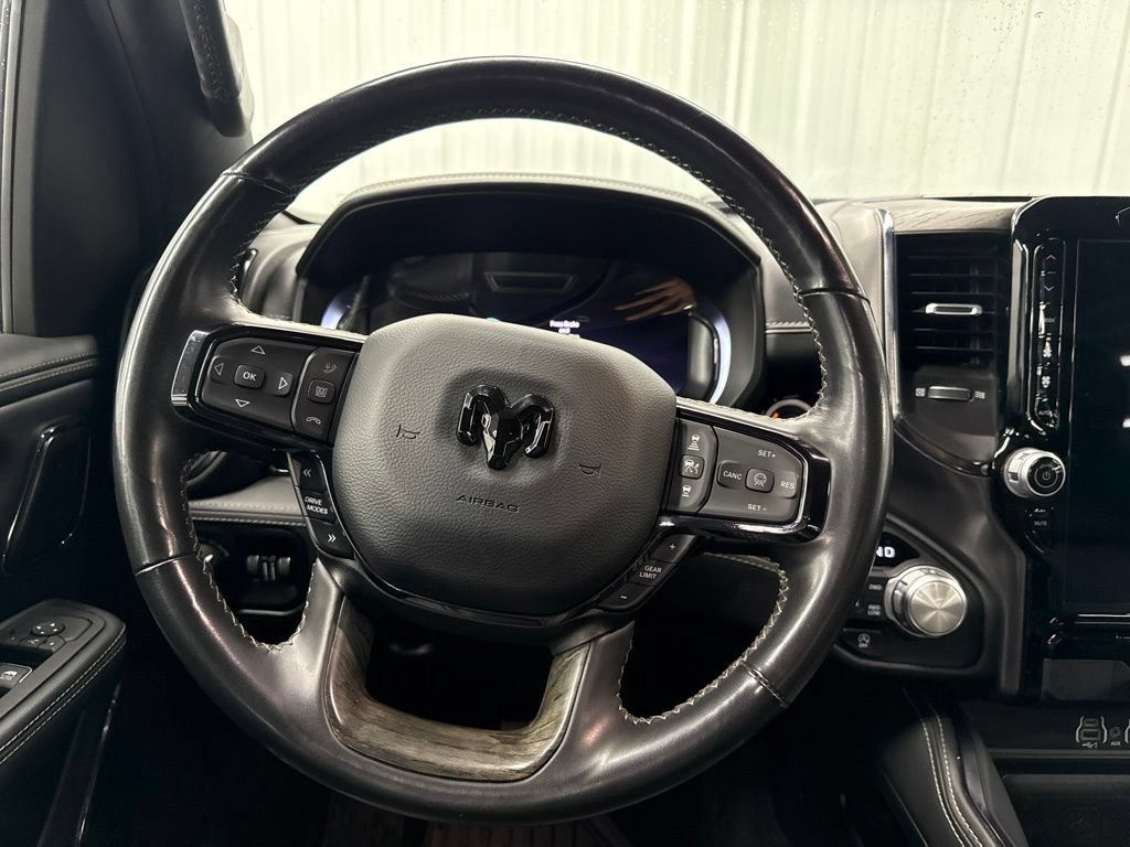 Used 2025 RAM 1500 Limited AWD/4WD image 18