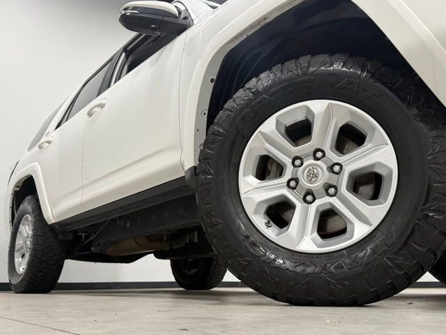 Used 2015 Toyota 4Runner SR5 Premium RWD image 3