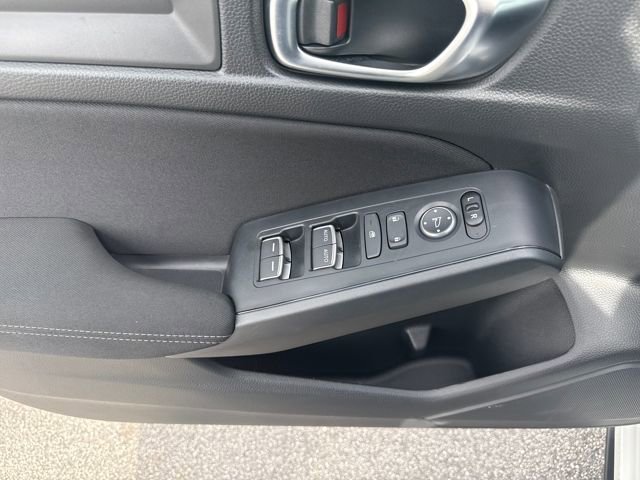 Used 2025 Honda Civic Sport image 9
