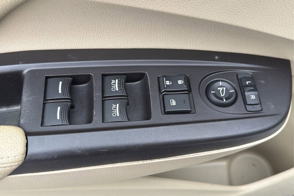 Used 2016 Acura RDX FWD image 38