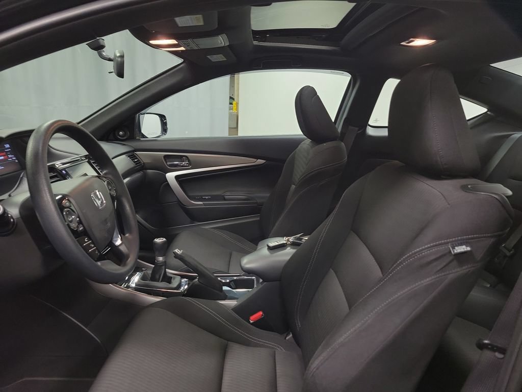 Used 2017 Honda Accord EX image 15