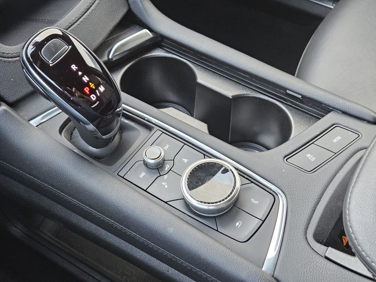 Used 2025 Cadillac XT5 Premium Luxury image 23