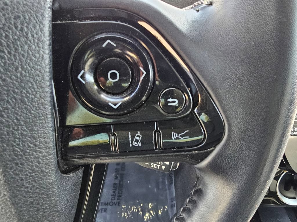 Used 2022 Toyota Prius Prime XLE FWD image 26