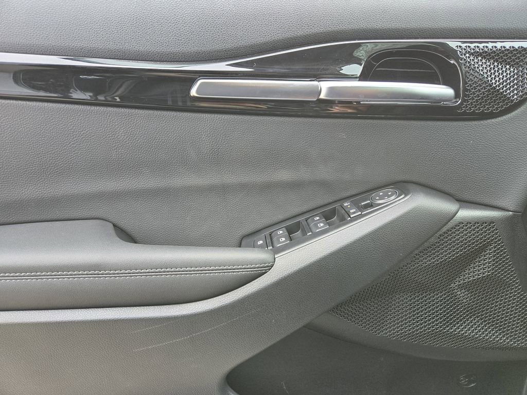 New 2026 Kia Seltos S AWD/4WD image 16