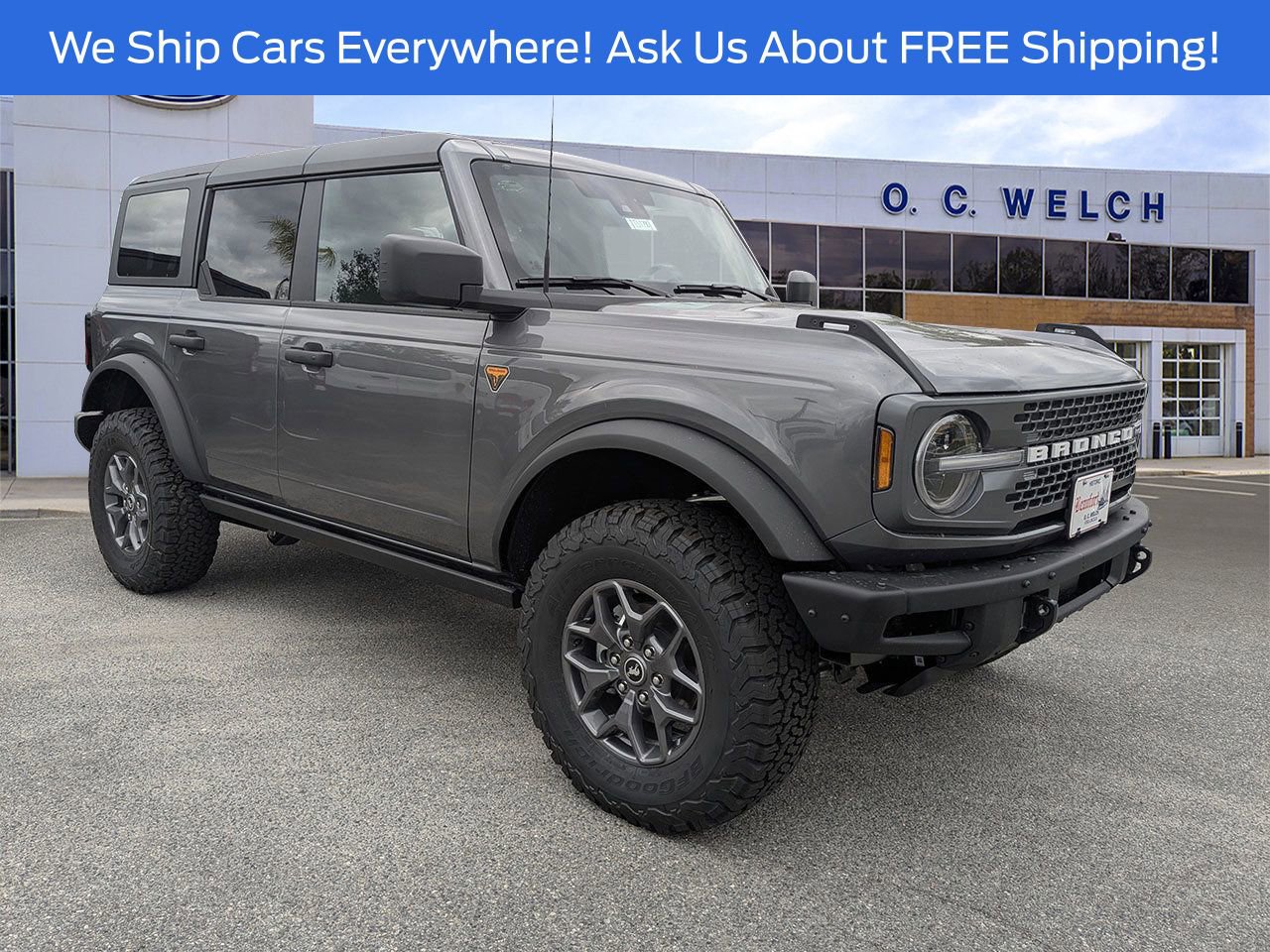 New 2025 Ford Bronco Badlands image 1