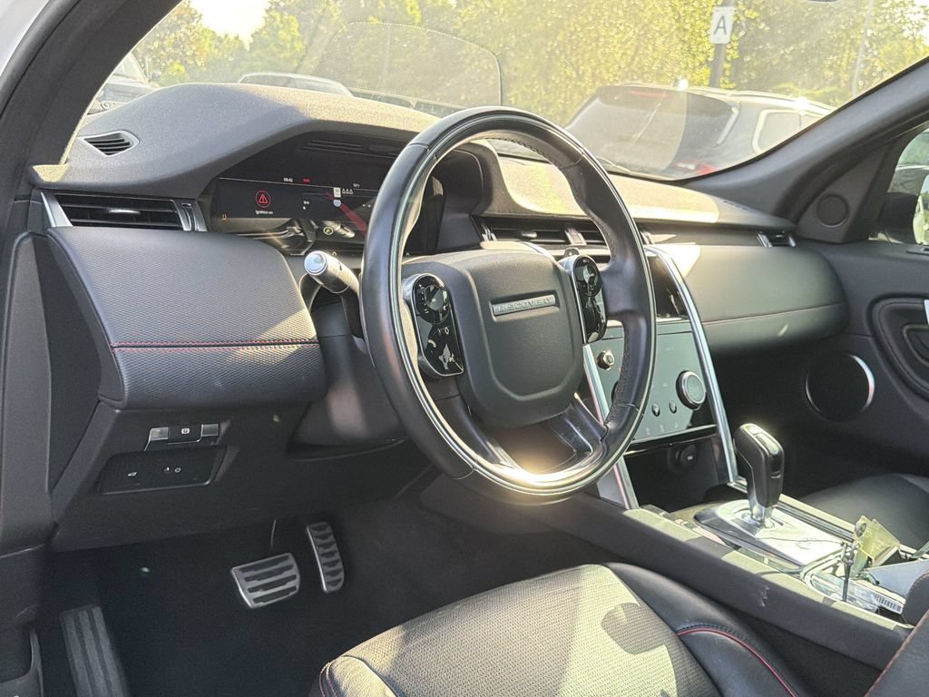 Used 2020 Land Rover Discovery Sport SE R-Dynamic AWD/4WD image 10
