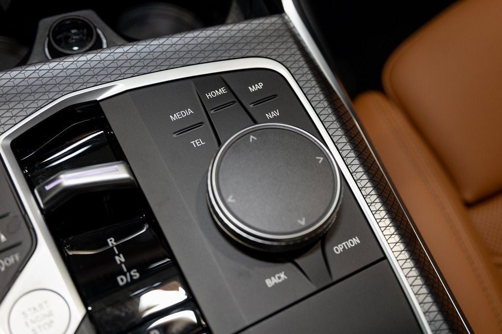 New 2026 BMW 330i xDrive Sedan w/ Convenience Package image 23