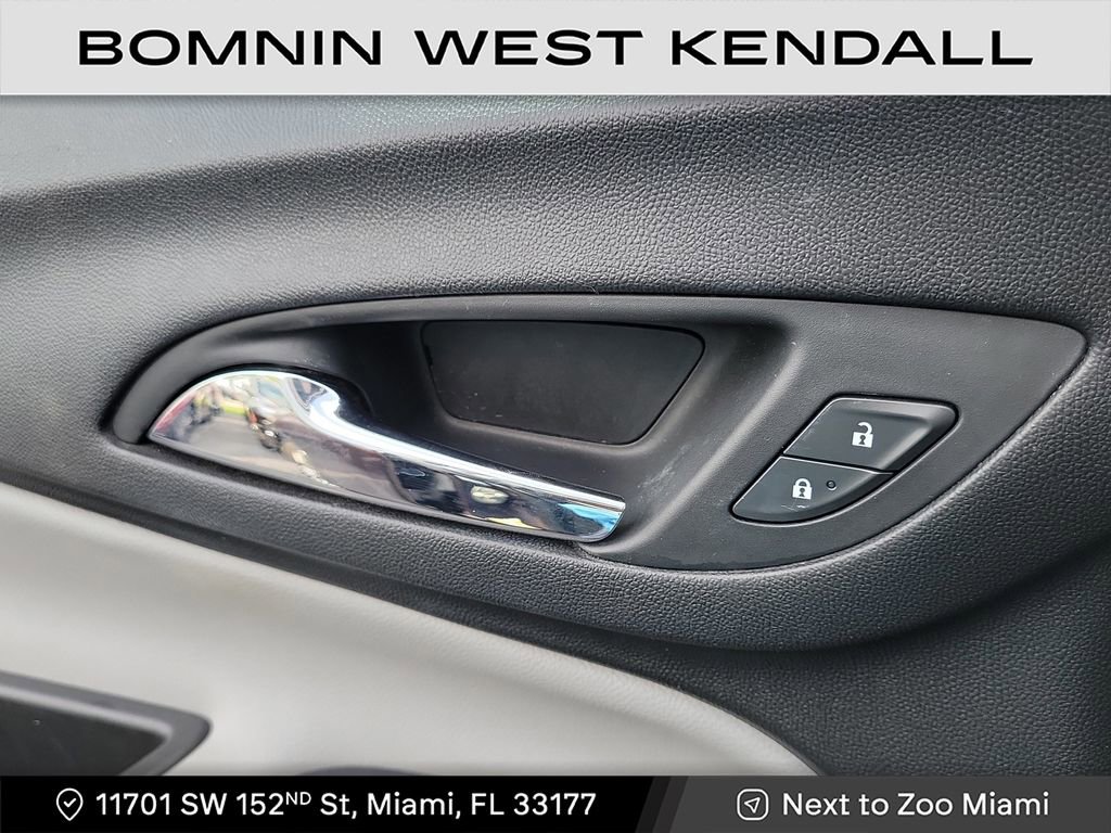 Used 2020 Chevrolet Equinox LT image 28