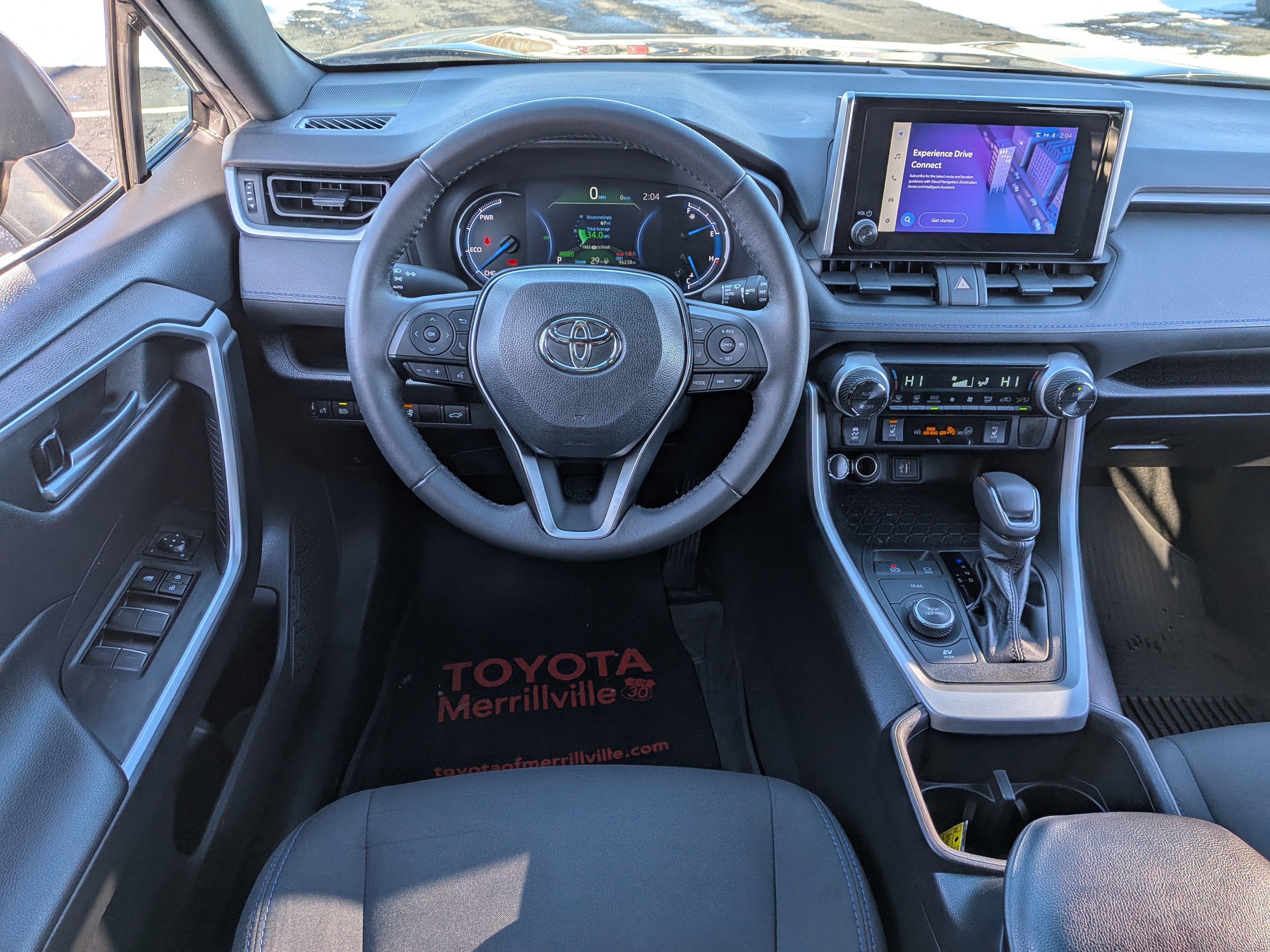 Used 2023 Toyota RAV4 SE image 27