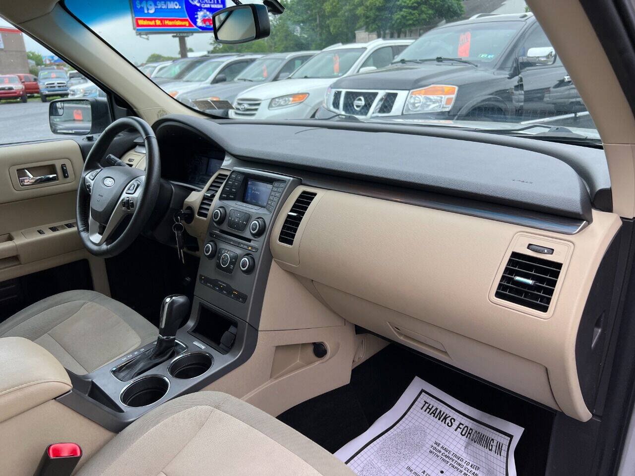 Used 2019 Ford Flex SE FWD image 31