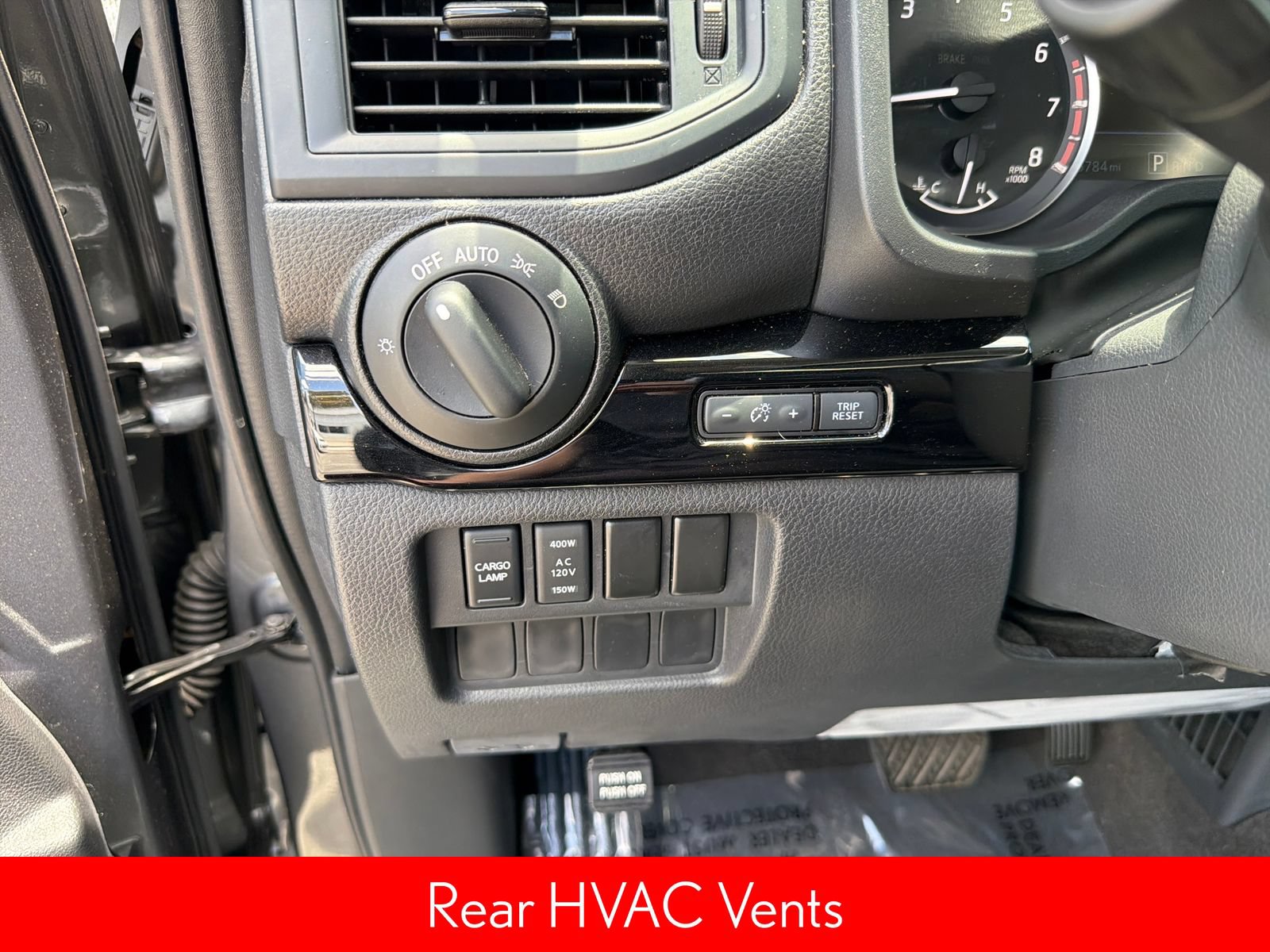 Certified 2023 Nissan Titan SV w/ SV Convenience Package RWD image 16
