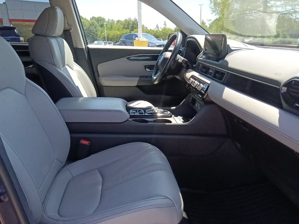 Used 2025 Honda Pilot EX-L image 33
