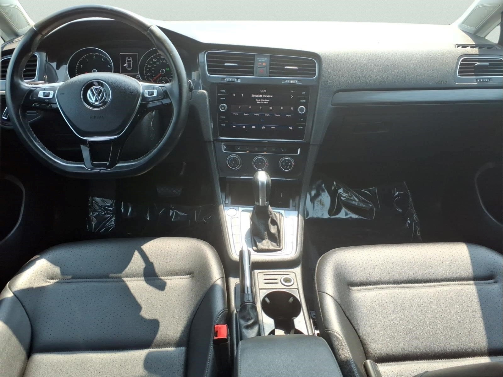 Used 2019 Volkswagen Golf SE FWD image 13