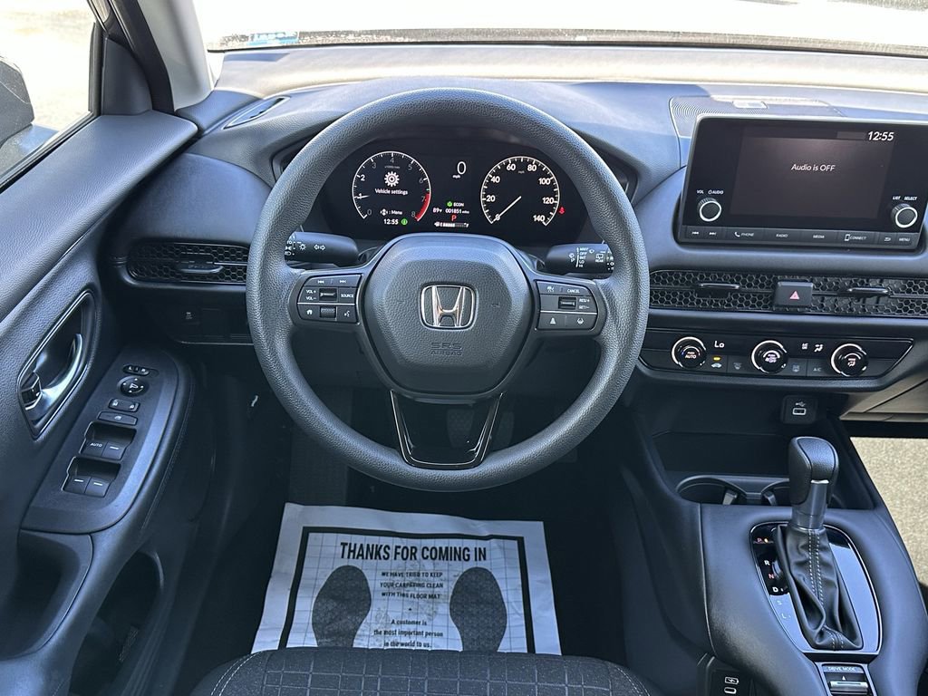Used 2025 Honda HR-V LX image 12