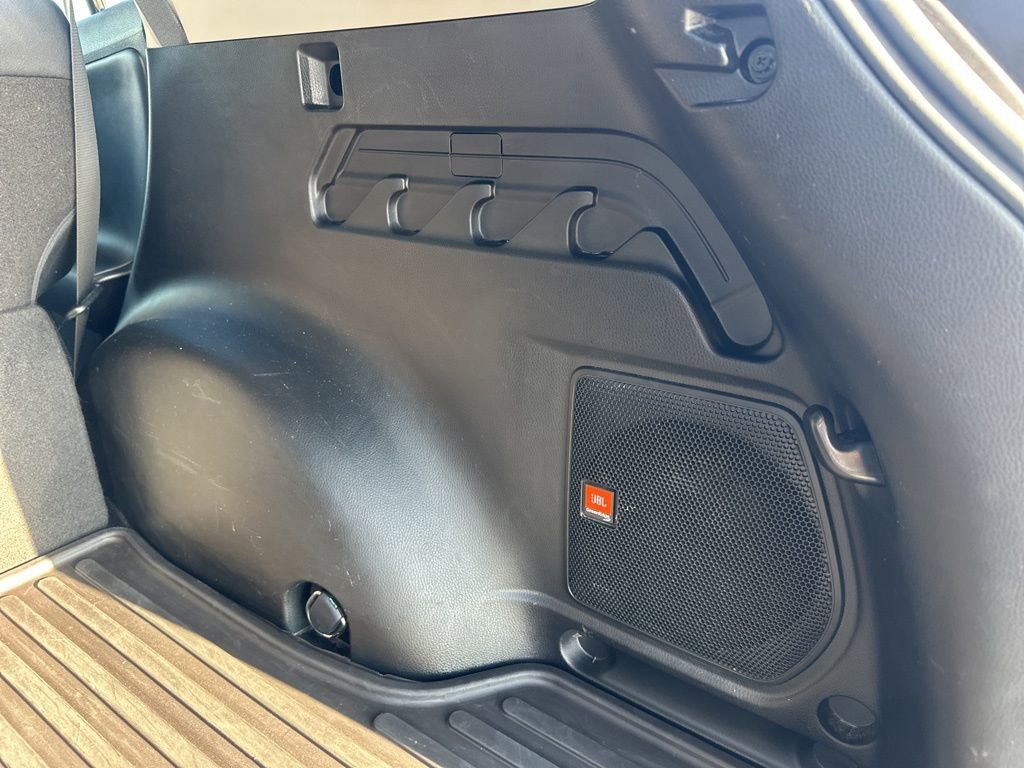 Used 2018 Toyota RAV4 Limited w/ Advanced Technology Package image 21