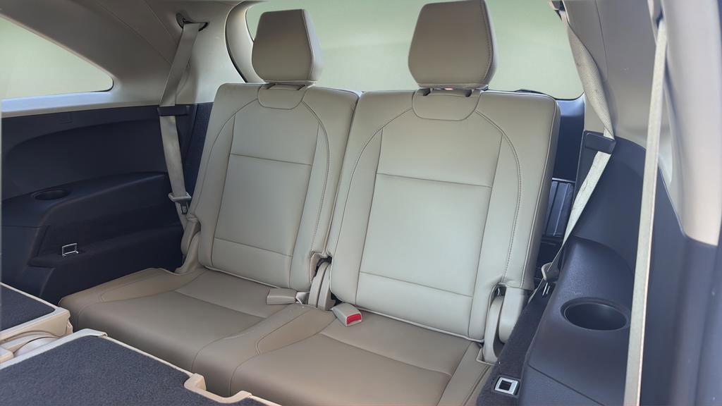 Used 2017 Acura MDX FWD image 15