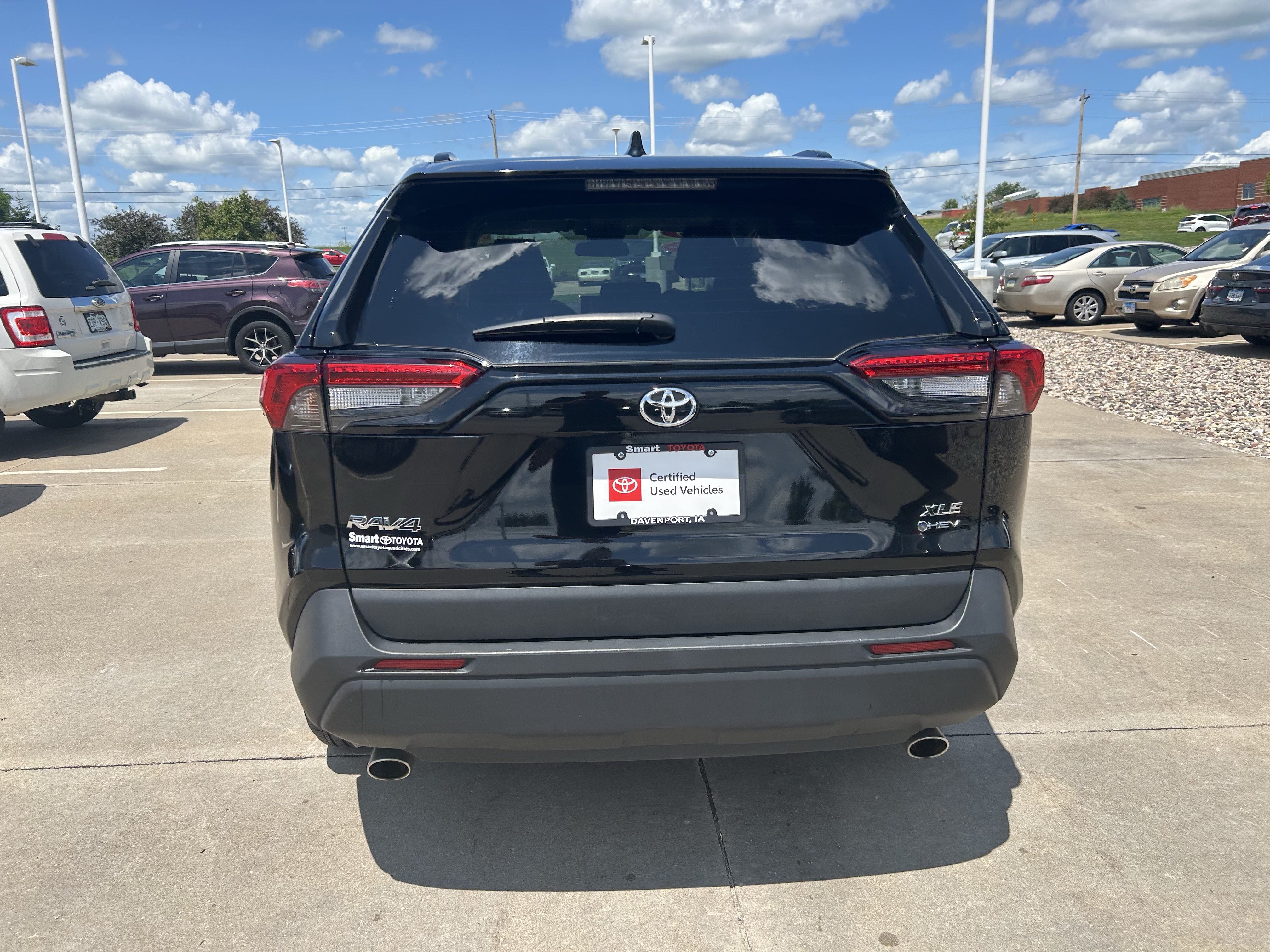 Certified 2025 Toyota RAV4 XLE AWD/4WD image 5