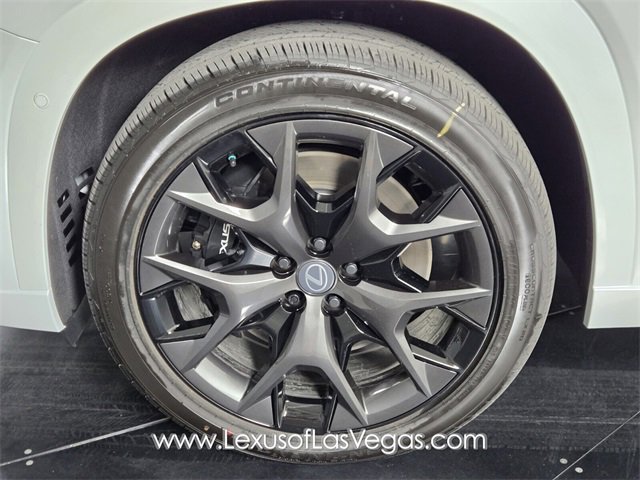 New 2026 Lexus TX 500h AWD image 9