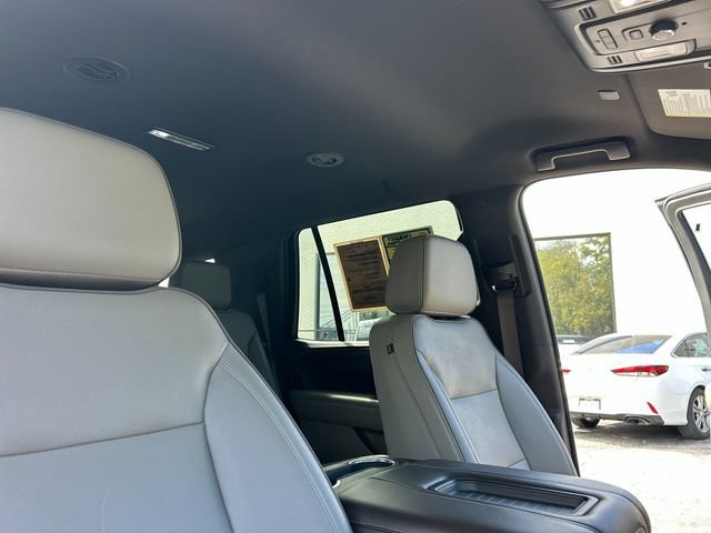 Used 2023 GMC Yukon SLT AWD/4WD image 21