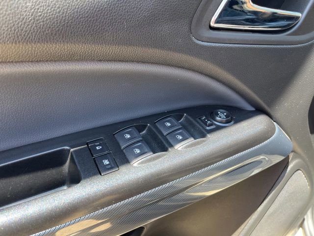 Used 2022 Chevrolet Colorado Z71 w/ Safety Package AWD/4WD image 14