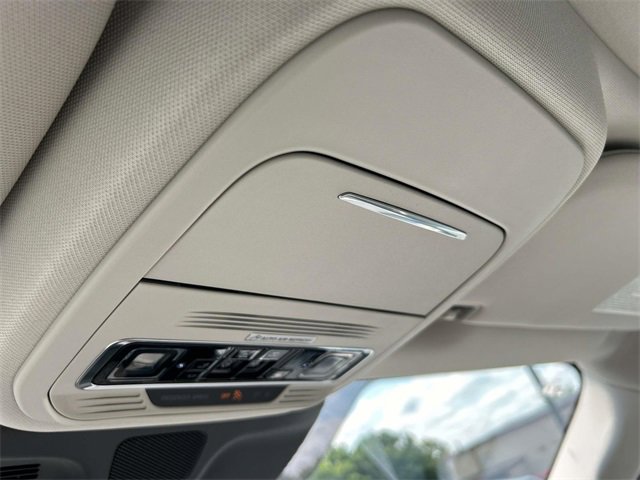 New 2025 Lincoln Navigator Reserve image 33