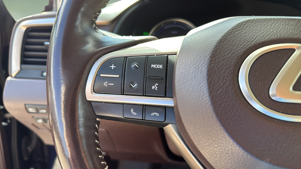 Used 2019 Lexus RX 450hL Luxury w/ Accessory Package AWD/4WD image 26
