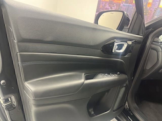 New 2026 Jeep Compass Latitude AWD/4WD image 6