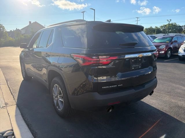Used 2023 Chevrolet Traverse LT w/ Rear Camera Mirror Package AWD/4WD image 7