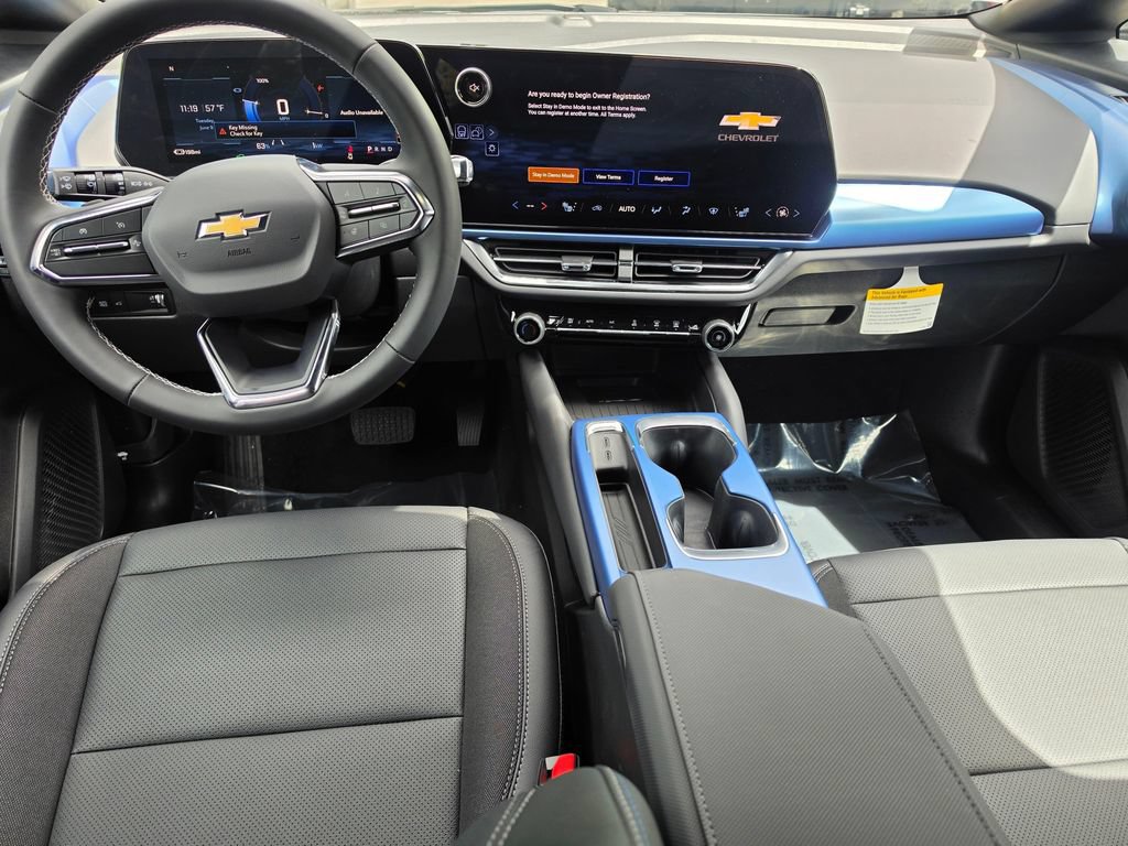 New 2026 Chevrolet Equinox EV LT AWD/4WD image 18