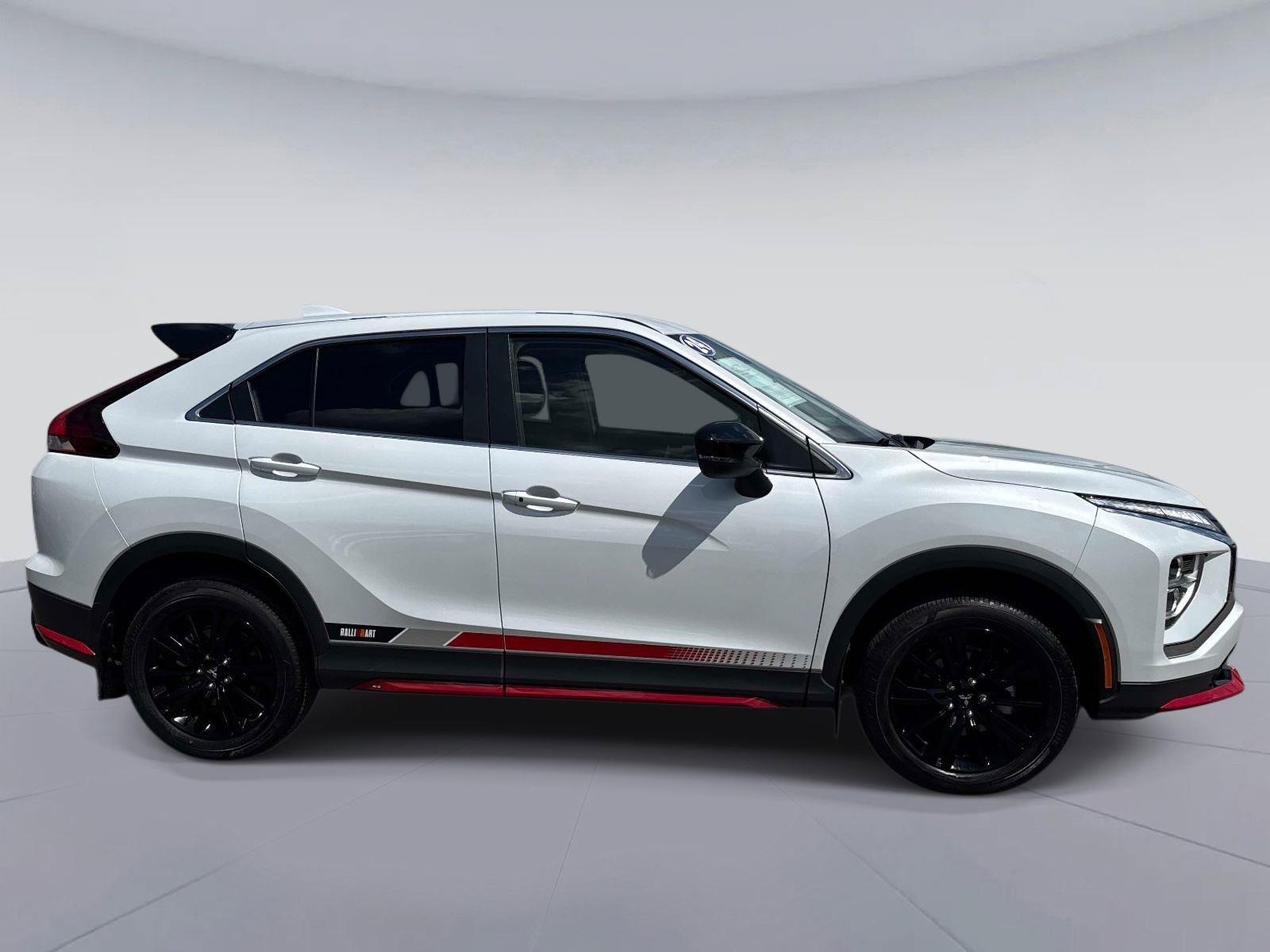Used 2024 Mitsubishi Eclipse Cross Ralliart AWD/4WD image 2