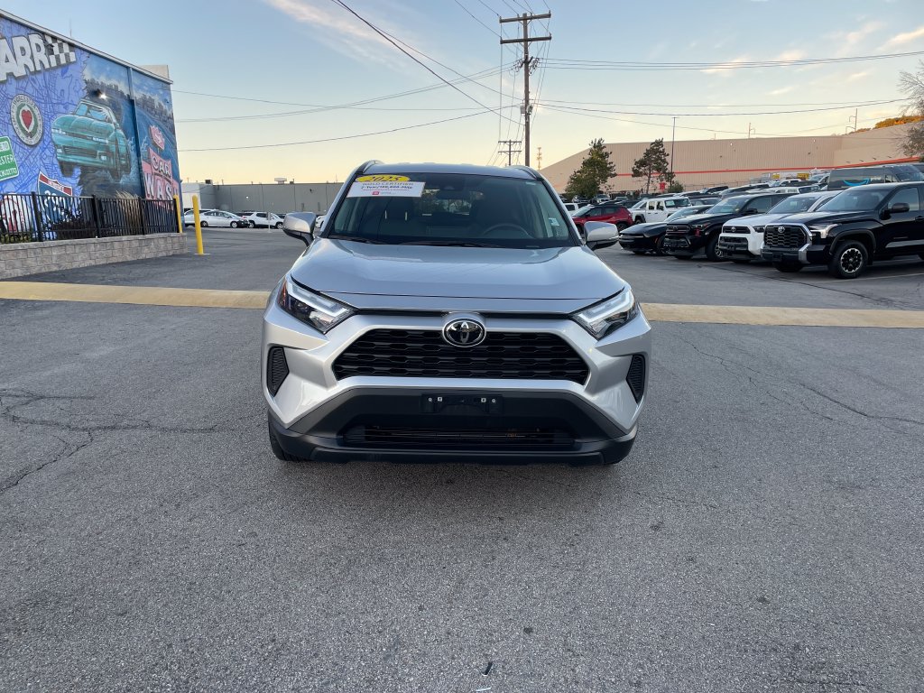 Used 2025 Toyota RAV4 XLE w/ Weather Package AWD/4WD image 8