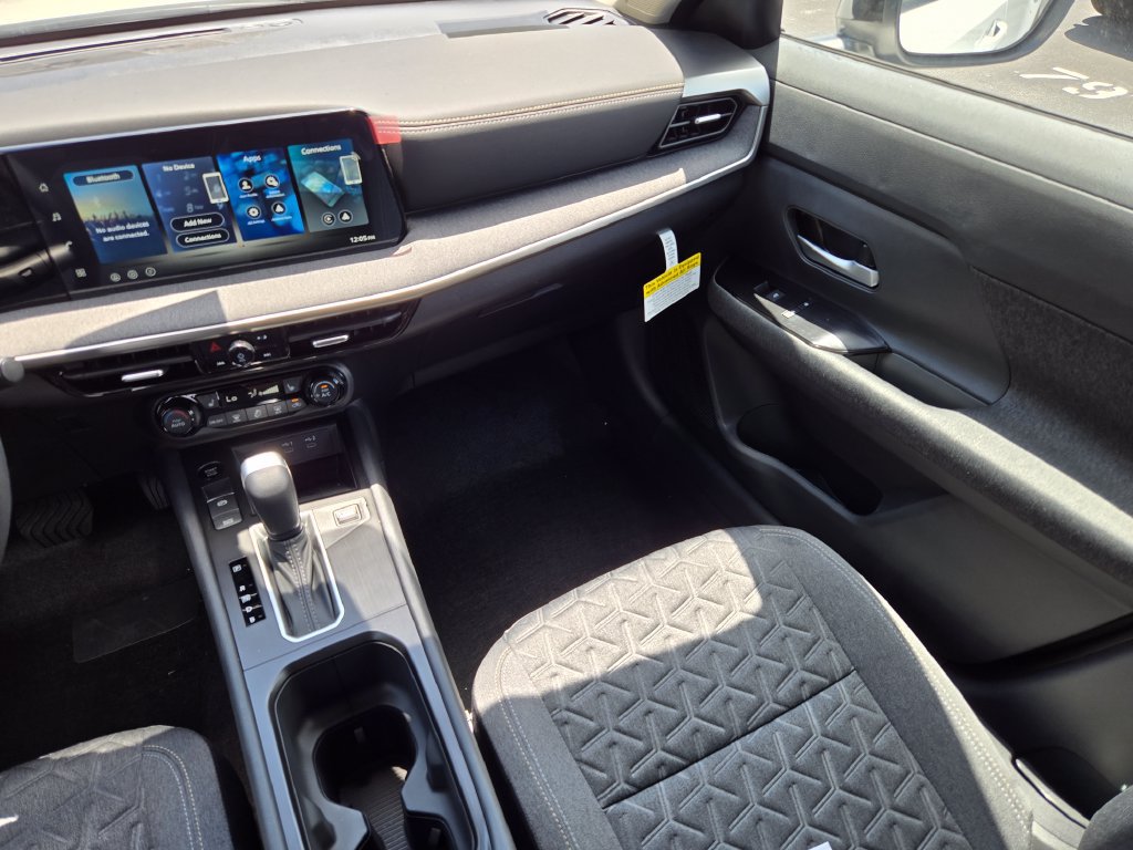 New 2026 Nissan Kicks SV w/ SV Premium Package FWD image 12