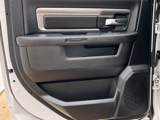 Used 2022 RAM 1500 Warlock AWD/4WD image 36